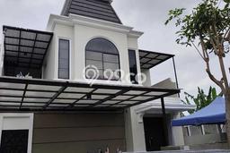 Dijual Rumah Premium dengan Fasilitas Sekitar Lengkap di Mulyorejo, Surabaya Dijual Rumah Premium dengan Fasilitas Sekitar Lengkap di Mulyorejo, Surabaya