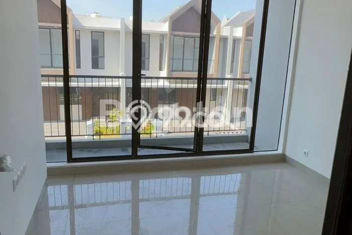 Lokasi strategis! Rumah siap pakai dikontrakkan di Makassar LB 76m2 Lokasi strategis! Rumah siap pakai dikontrakkan di Makassar LB 76m2