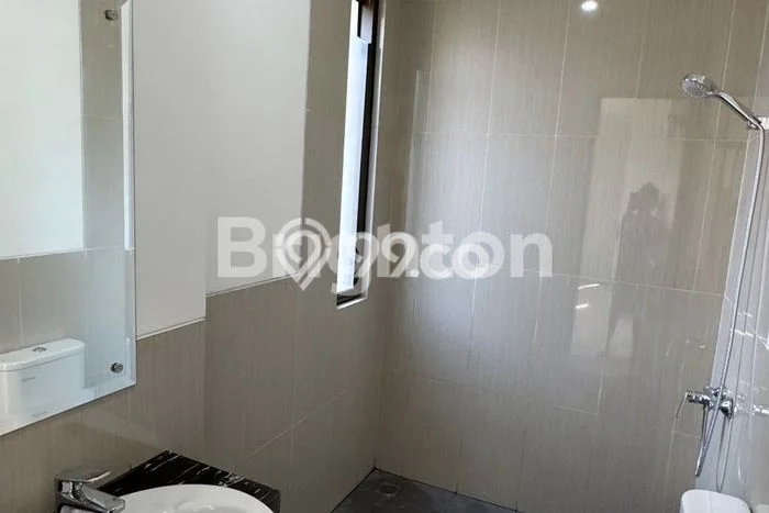 Lokasi strategis! Rumah siap pakai dikontrakkan di Makassar LB 76m2 Lokasi strategis! Rumah siap pakai dikontrakkan di Makassar LB 76m2