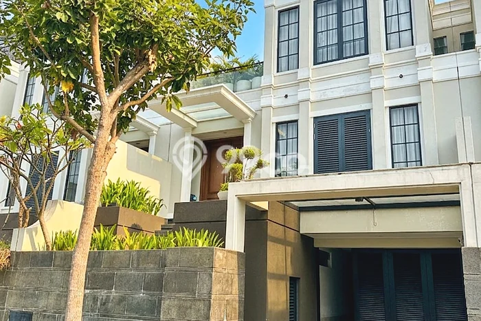 Dijual Rumah Premium dengan Fasilitas Sekitar Lengkap di Mulyorejo, Surabaya Dijual Rumah Premium dengan Fasilitas Sekitar Lengkap di Mulyorejo, Surabaya