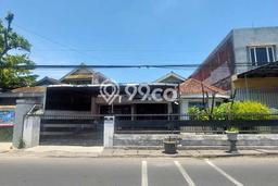 Siap Huni Rumah Mewah 4 Kamar di Jambangan Dekat ke Mana Saja Siap Huni Rumah Mewah 4 Kamar di Jambangan Dekat ke Mana Saja