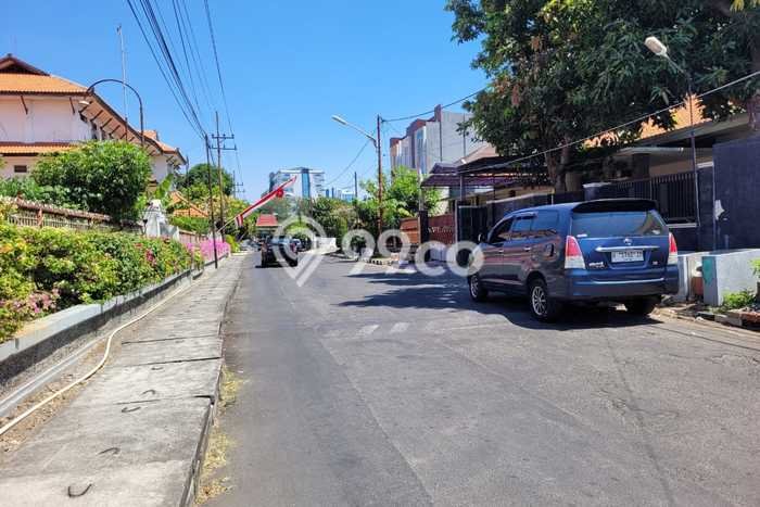 Jual Rumah Mewah Megah Dengan View Cantik di Manyar, Surabaya Jual Rumah Mewah Megah Dengan View Cantik di Manyar, Surabaya