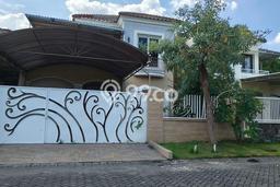 Rumah Minimalis 5 KT LT 200m2 di Babatan Rumah Minimalis 5 KT LT 200m2 di Babatan