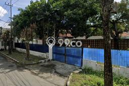 Rumah Elit Modern Tanpa Renovasi di Dr Sutomo Surabaya Rumah Elit Modern Tanpa Renovasi di Dr Sutomo Surabaya