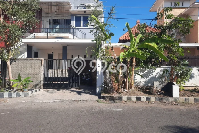 Rumah Modern 4 KT LT 251m2 di Margorejo Rumah Modern 4 KT LT 251m2 di Margorejo