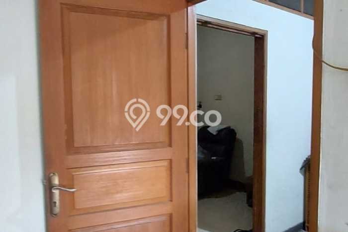 Rumah Luxury Modern Tanpa Renovasi di Kemanggisan Jakarta Barat Rumah Luxury Modern Tanpa Renovasi di Kemanggisan Jakarta Barat