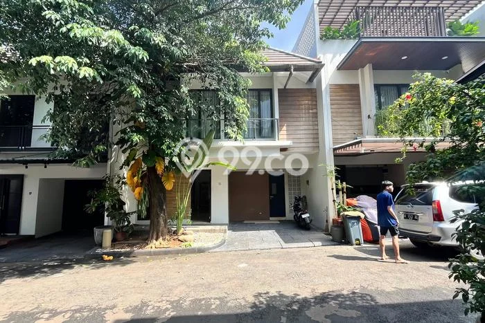 Rumah Bagus Siap Huni Di Jagakarsa Luas 120m2 Lokasi Strategis Rumah Bagus Siap Huni Di Jagakarsa Luas 120m2 Lokasi Strategis
