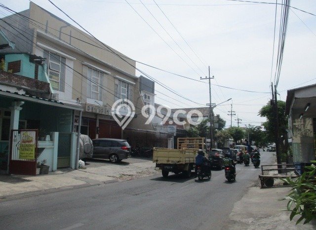 Ruko Komersial Dijual di Tandes Surabaya LT 75m2 & LB 130m2 Ruko Komersial Dijual di Tandes Surabaya LT 75m2 & LB 130m2
