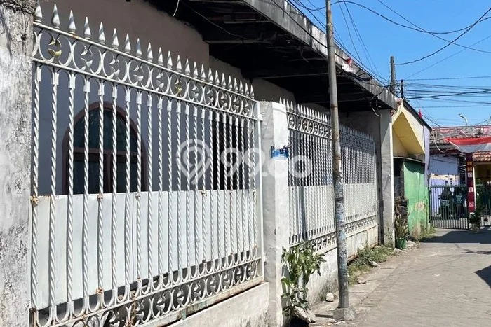 Jual Rumah Harga Miring Wonocolo Punya 3 KT & LT 135m2 Jual Rumah Harga Miring Wonocolo Punya 3 KT & LT 135m2