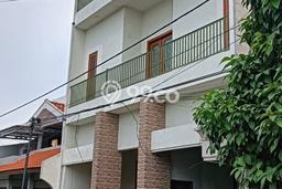 Rumah Strategis Minimalis Lb 200m2 di Rungkut, Surabaya Rumah Strategis Minimalis Lb 200m2 di Rungkut, Surabaya