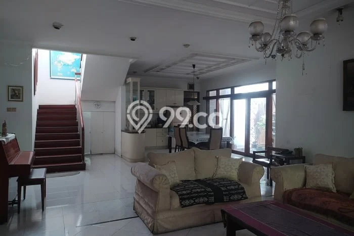 Rumah Elit LB 310m2 Siap Huni Desain Elegan di Green Ville, Jakarta Barat Rumah Elit LB 310m2 Siap Huni Desain Elegan di Green Ville, Jakarta Barat