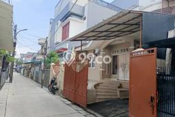 Dijual Rumah Mewah Megah Dengan View Eksklusif di Green Ville, Jakarta Barat Dijual Rumah Mewah Megah Dengan View Eksklusif di Green Ville, Jakarta Barat