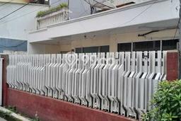 Rumah Mewah LB 240m2 Siap Huni Desain Elegan di Gajah Mada, Jakarta Pusat Rumah Mewah LB 240m2 Siap Huni Desain Elegan di Gajah Mada, Jakarta Pusat