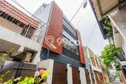 Dijual Rumah Kost di Tanjung Duren, Jakarta Barat, 19 KT, 19 KM, Bangunan 280m2 Dijual Rumah Kost di Tanjung Duren, Jakarta Barat, 19 KT, 19 KM, Bangunan 280m2