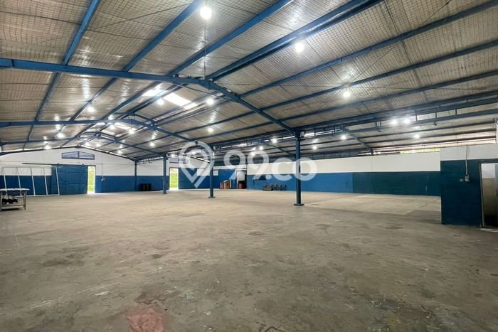 Unit Gudang Disewa Lokasi Karawaci, Tangerang Spesifikasi Luas Bangunan 850m2 Unit Gudang Disewa Lokasi Karawaci, Tangerang Spesifikasi Luas Bangunan 850m2