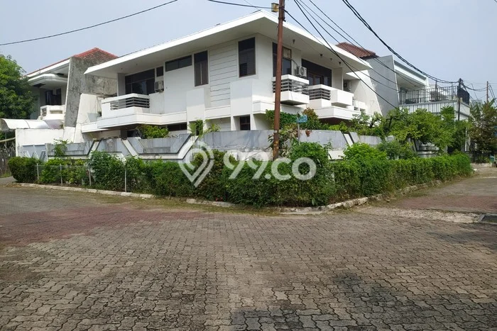Rumah Elit LB 310m2 Siap Huni Desain Elegan di Green Ville, Jakarta Barat Rumah Elit LB 310m2 Siap Huni Desain Elegan di Green Ville, Jakarta Barat