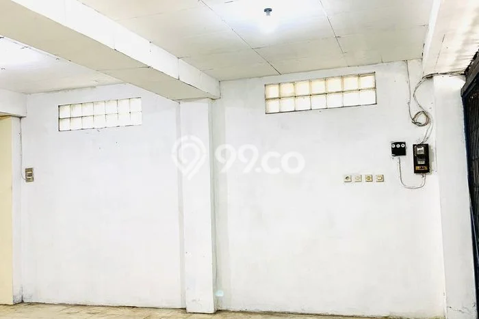 Ruko disewakan di Ngampilan Yogyakarta dengan luas bangunan 266m2 Ruko disewakan di Ngampilan Yogyakarta dengan luas bangunan 266m2