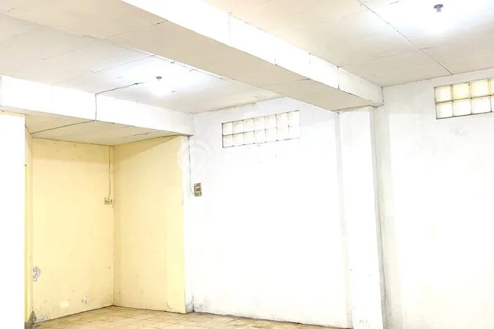 Ruko disewakan di Ngampilan Yogyakarta dengan luas bangunan 266m2 Ruko disewakan di Ngampilan Yogyakarta dengan luas bangunan 266m2