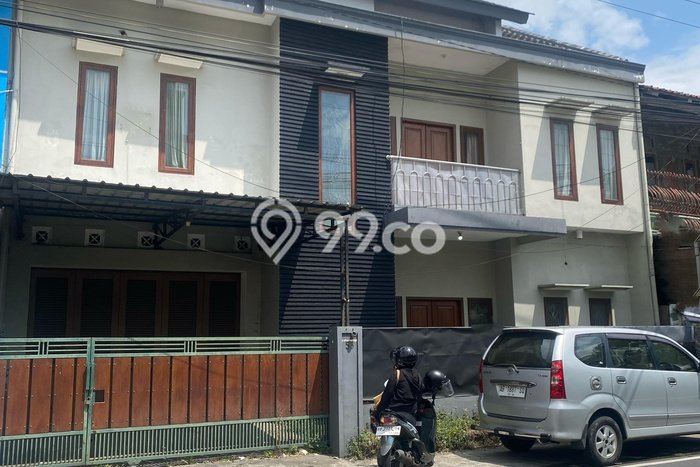 Lokasi terbaik! Rumah siap huni disewakan di Ngaglik LB 200m2 Lokasi terbaik! Rumah siap huni disewakan di Ngaglik LB 200m2