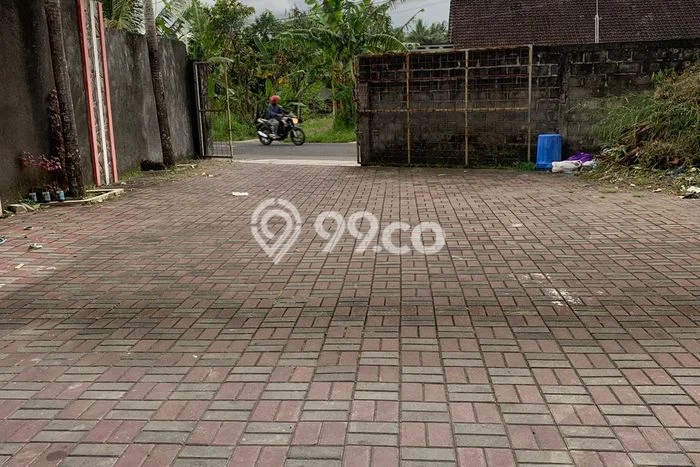 Gudang disewakan di Sleman Sleman dengan luas bangunan 500m2 Gudang disewakan di Sleman Sleman dengan luas bangunan 500m2