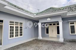 Rumah Cantik Siap Pakai Di Depok Luas 200m2 Lokasi Strategis Rumah Cantik Siap Pakai Di Depok Luas 200m2 Lokasi Strategis