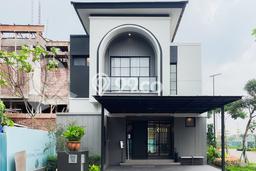Dijual Rumah Mewah Elegan Dengan View Cantik di BSD Green Cove, Tangerang Dijual Rumah Mewah Elegan Dengan View Cantik di BSD Green Cove, Tangerang