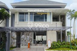 Rumah Area Nyaman di Pamulang, Tangerang Selatan, Luas 204m² LB 198m² Rumah Area Nyaman di Pamulang, Tangerang Selatan, Luas 204m² LB 198m²