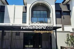 Disewakan! Rumah 4 Kamar Tidur &
4 Kamar Mandi di BSD, Tangerang Disewakan! Rumah 4 Kamar Tidur &
4 Kamar Mandi di BSD, Tangerang