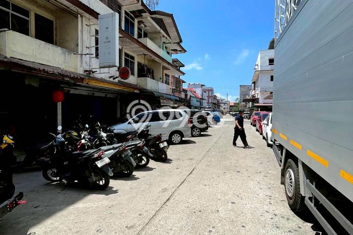 Ruko Dijual di Prime Area Batam Luas 380m2 Ruko Dijual di Prime Area Batam Luas 380m2