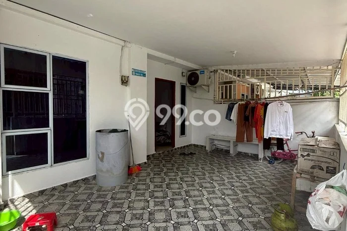 Rumah Luas Asri 2 KT Siap Pakai di Tiban Batam Rumah Luas Asri 2 KT Siap Pakai di Tiban Batam