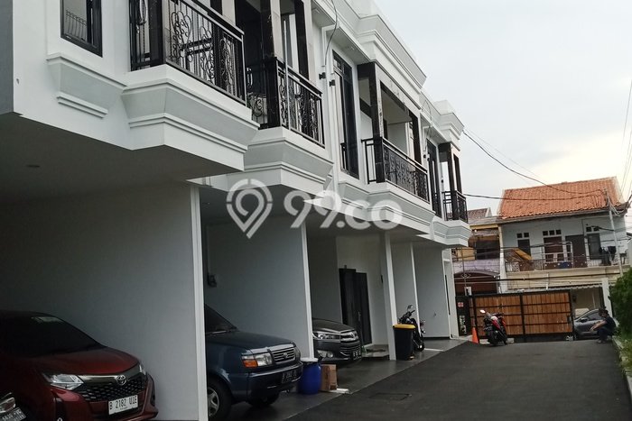 Hunian Nyaman Asri 2 KT Siap Pakai di Kayu Putih Jakarta Timur Hunian Nyaman Asri 2 KT Siap Pakai di Kayu Putih Jakarta Timur