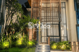 Vila di , Dimensi 123m2m², Akses ke transportasi umum Vila di , Dimensi 123m2m², Akses ke transportasi umum