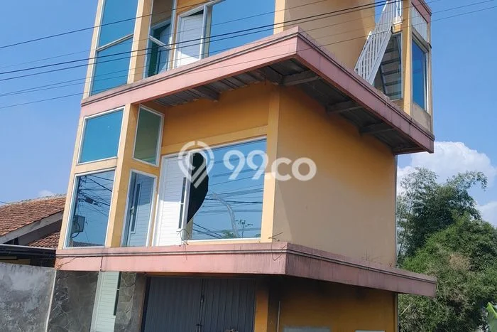 AREA TERBAIK! Ruko Kawasan Baleendah, Luas 120m2m², Kawasan Komersial AREA TERBAIK! Ruko Kawasan Baleendah, Luas 120m2m², Kawasan Komersial
