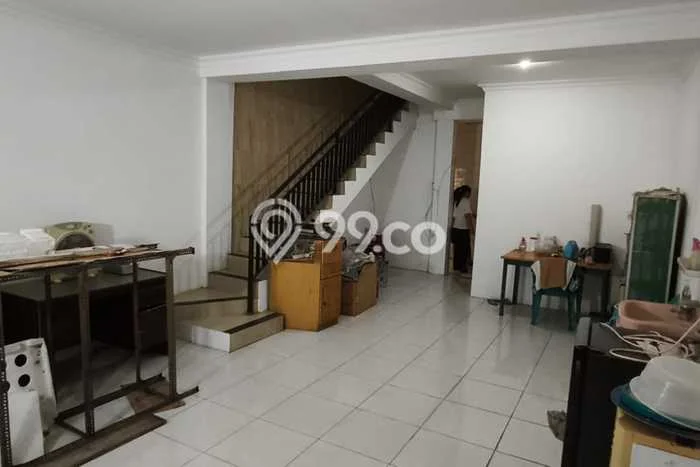 FOR RENT! Ruko di Kranggan Cocok untuk Bisnis 200m2 FOR RENT! Ruko di Kranggan Cocok untuk Bisnis 200m2