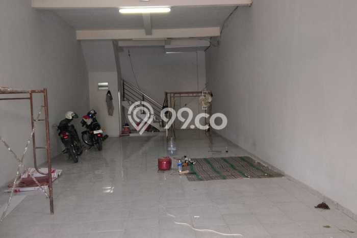 Unit Ruko Paling Strategis di Semarang Tengah Semarang dengan LB 210m2 Unit Ruko Paling Strategis di Semarang Tengah Semarang dengan LB 210m2