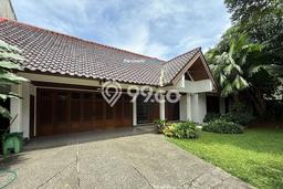 Hunian Kondisi Baik Disewakan di Kemang, Jakarta Selatan LT 1029m2, LB 450m2 Hunian Kondisi Baik Disewakan di Kemang, Jakarta Selatan LT 1029m2, LB 450m2