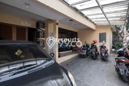 Rumah Kost Dijual di Kebayoran Baru, Jakarta Selatan, Spesifikasi 13 KT, 8 KM, 150m2 Rumah Kost Dijual di Kebayoran Baru, Jakarta Selatan, Spesifikasi 13 KT, 8 KM, 150m2