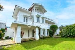 Disewakan Rumah Nyaman LT 875m2 / LB 500m2 di Cipete, Jakarta Selatan Disewakan Rumah Nyaman LT 875m2 / LB 500m2 di Cipete, Jakarta Selatan
