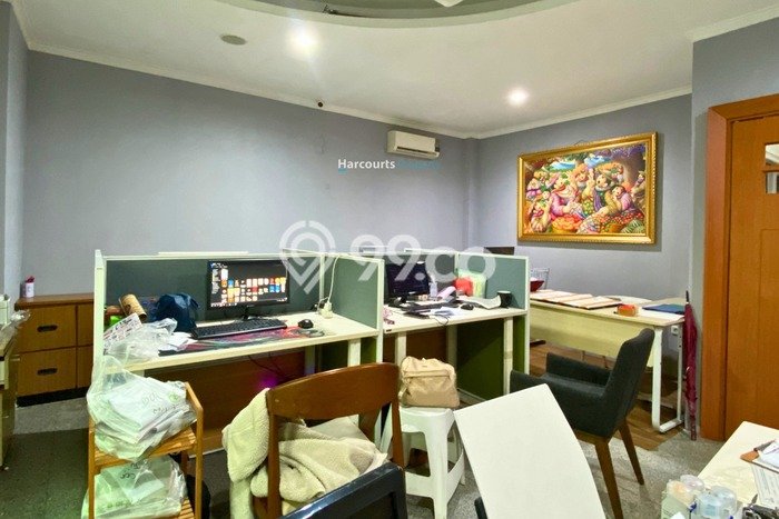 Komersial Dijual di Prime Area Jakarta Selatan Luas 240m2 Komersial Dijual di Prime Area Jakarta Selatan Luas 240m2