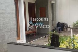 Siap Huni Rumah Mewah 4 Kamar di Kebayoran Baru Dekat ke Mana Saja Siap Huni Rumah Mewah 4 Kamar di Kebayoran Baru Dekat ke Mana Saja