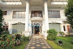 Hunian Kondisi Baik Disewakan di Pondok Indah, Jakarta Selatan LT 1390m2, LB 1500m2 Hunian Kondisi Baik Disewakan di Pondok Indah, Jakarta Selatan LT 1390m2, LB 1500m2