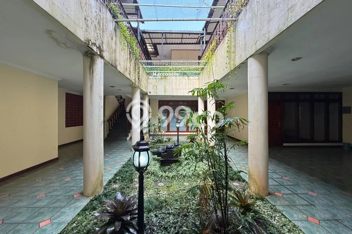 Komersial untuk disewa di Menteng punya LT 2000m2 & LB 1000m2 harga sewa kompetitif Komersial untuk disewa di Menteng punya LT 2000m2 & LB 1000m2 harga sewa kompetitif