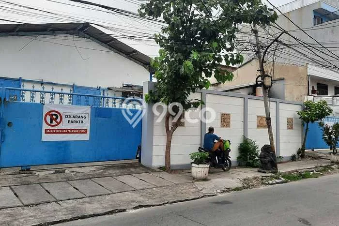 INVESTASI MENGUNTUNGKAN! Gudang Kawasan , Luas 800m2m², Nilai Sewa Tinggi INVESTASI MENGUNTUNGKAN! Gudang Kawasan , Luas 800m2m², Nilai Sewa Tinggi