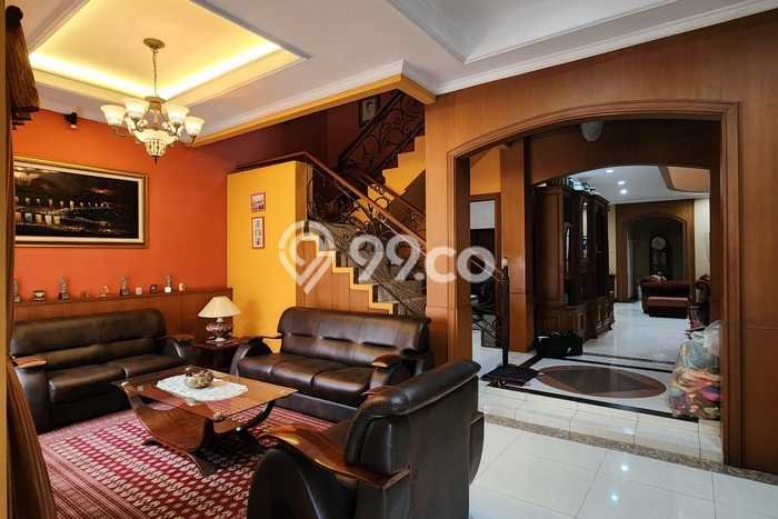 For Sale! Premium House LT 347m2 Desain Modern di Pejaten For Sale! Premium House LT 347m2 Desain Modern di Pejaten