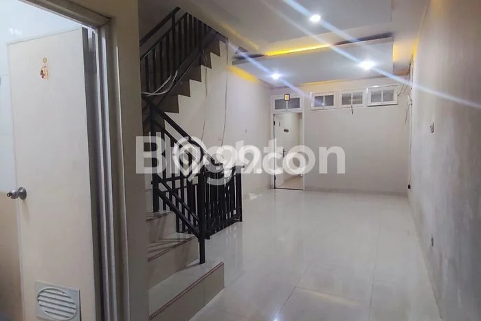LOKASI STRATEGIS! Ruko Disewakan Kawasan Tambora, Luas 136m², Kawasan Berkembang LOKASI STRATEGIS! Ruko Disewakan Kawasan Tambora, Luas 136m², Kawasan Berkembang