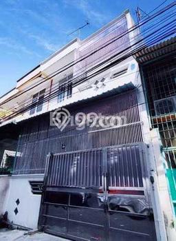 Rumah Luas Asri 4 KT Siap Huni di Teluk Gong Jakarta Utara Rumah Luas Asri 4 KT Siap Huni di Teluk Gong Jakarta Utara