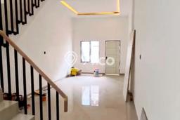 For Sale Hunian Rumah Terawat 2 KT di Jelambar, Jakarta Barat For Sale Hunian Rumah Terawat 2 KT di Jelambar, Jakarta Barat