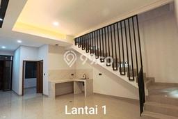 Hunian Elit LB 165m2 Siap Pakai Desain Elegan di Duri Kepa, Jakarta Barat Hunian Elit LB 165m2 Siap Pakai Desain Elegan di Duri Kepa, Jakarta Barat