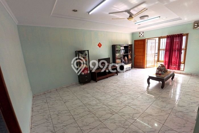 Hunian Mewah LB 385m2 Siap Pakai Desain Elegan di Jelambar, Jakarta Barat Hunian Mewah LB 385m2 Siap Pakai Desain Elegan di Jelambar, Jakarta Barat