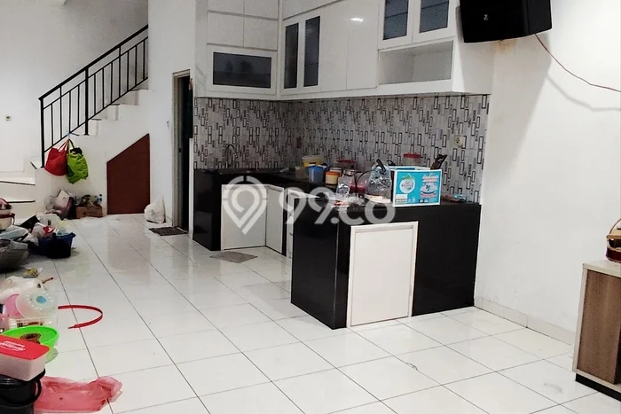 RARE UNIT! Rumah kawasan Jelambar, 3 KM, View Kota, Luas 60m² Bangunan 150m² RARE UNIT! Rumah kawasan Jelambar, 3 KM, View Kota, Luas 60m² Bangunan 150m²